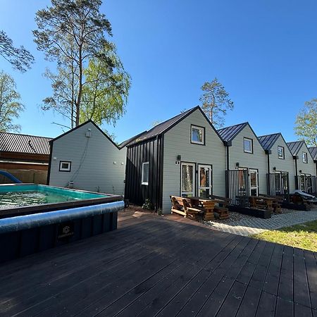 Domy Nad Morzem- Family Resort - Chata Pirata 2 Dziwnów Eksteriør billede